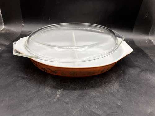 Pyrex Brown Gold Early American 1  1/2 Quart Divided Casserole Dish with Lid