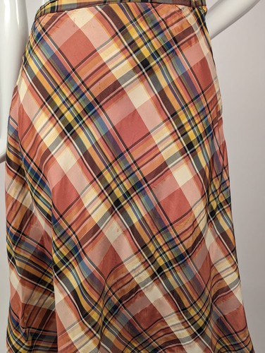 LATE 1930’S PLAID CRISP TAFFETA SKIRT W RUFFLE BOTTOM - Picture 2 of 4