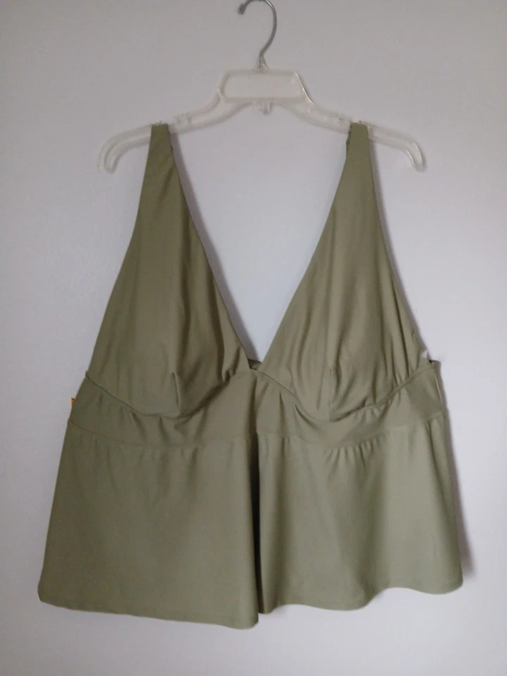 NWT Old Navy Womens Swing Tankini Swimsuit Top Size 4X Army Green Adjust Straps - Image 3 of 4