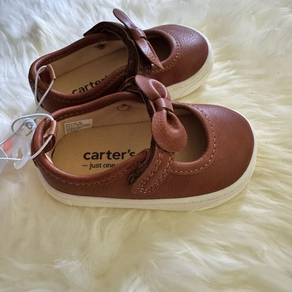 Carter's Brown Mary Jane Dress Baby Shoes with Bow Size 4 - Image 2 of 4
