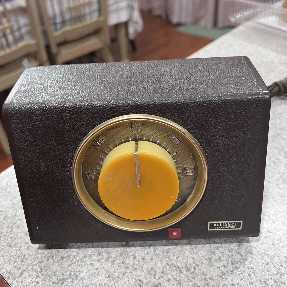 Vintage Alliance Tenna Rotor Modelo U-100 Antena Rotador Caixa de Controle LIGA! - Imagem 4 de 4