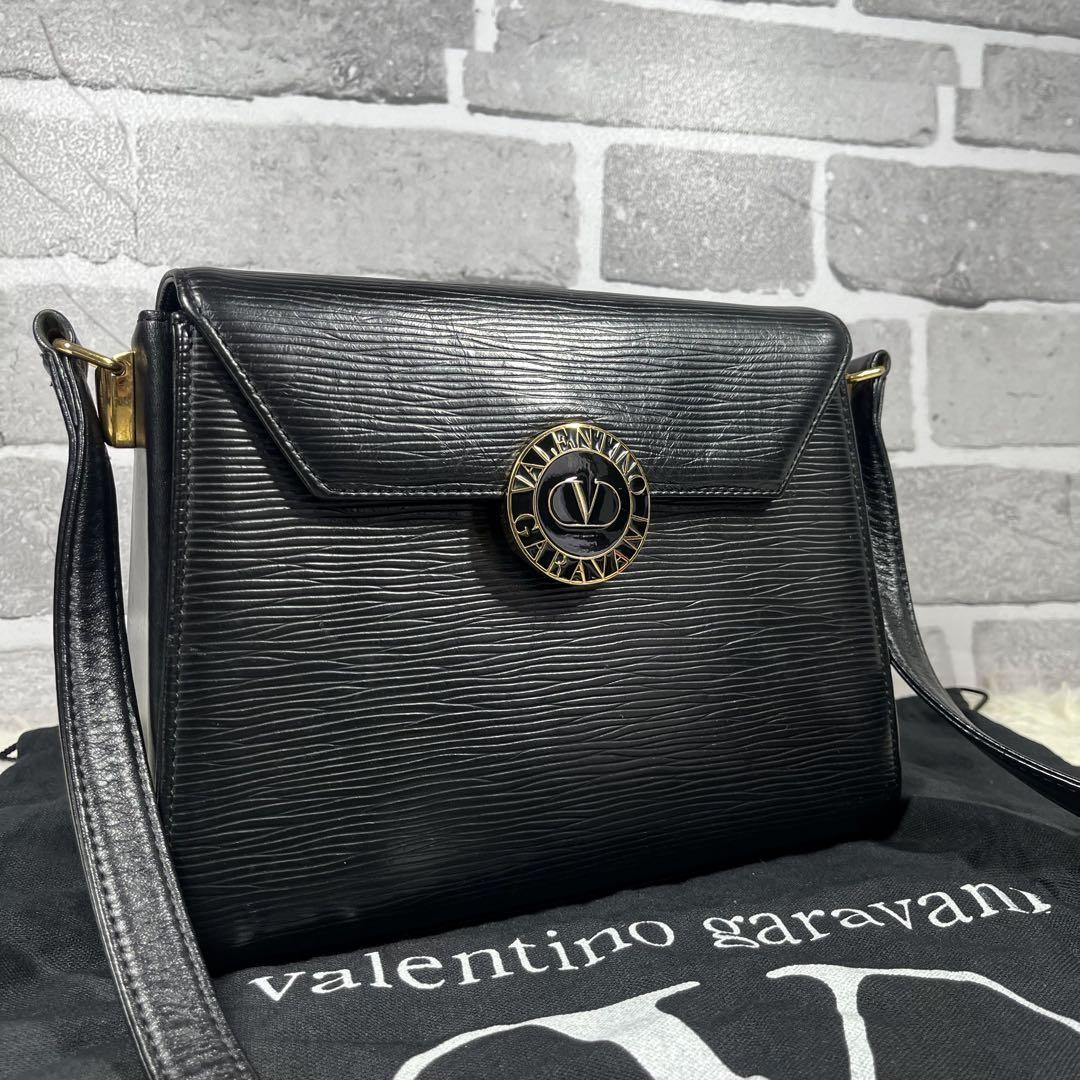 Valentino Garavani Epi Crossbody Bag Leather Black Circle