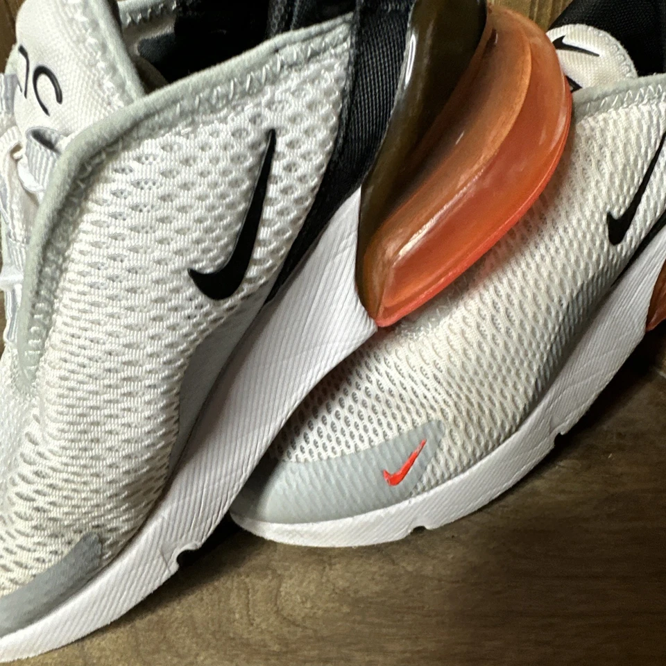 YOUTH 尺码 1Y Nike™ Air Max 270 PS 'Bright White Crimson Black' 彩色空气鞋底 — 第 3/4 张图片