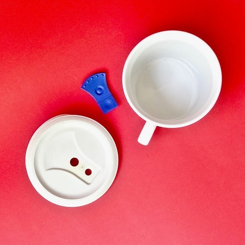 CorningWare 20 oz. French White mug with BPA-free vented white lid and blue tab - Picture 2 of 6