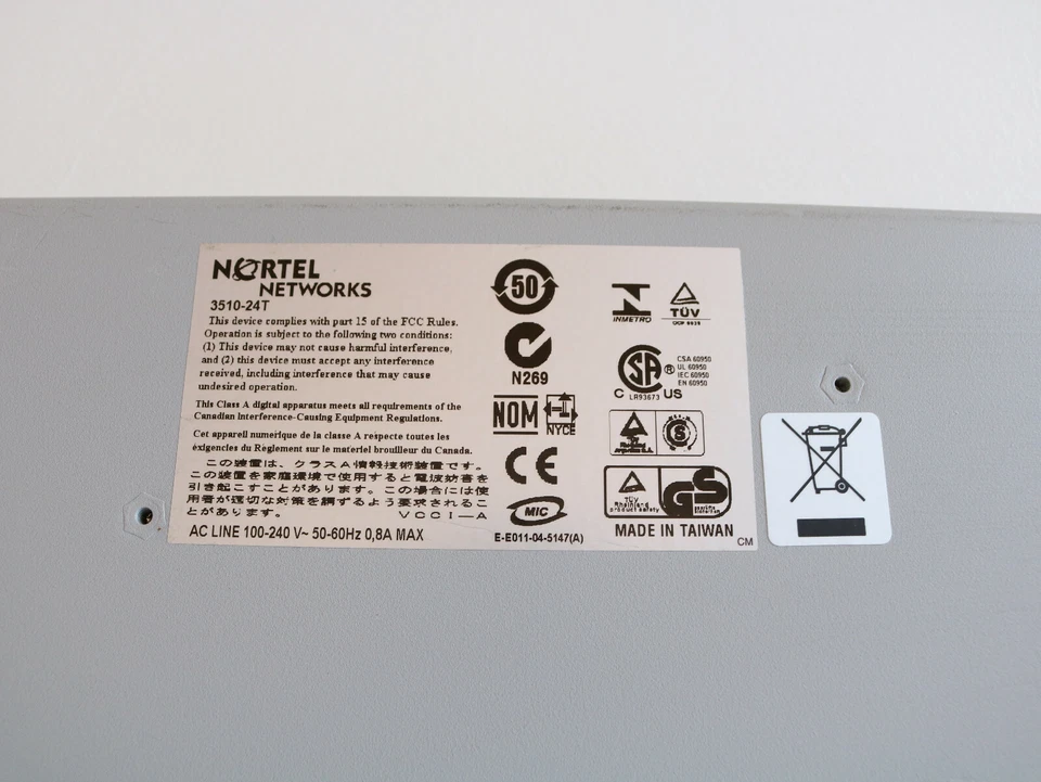 24 Port Nortel BayStack 3510-24T Ethernet Routing Switch 10/100/1000 Mbps - Image 3 of 4