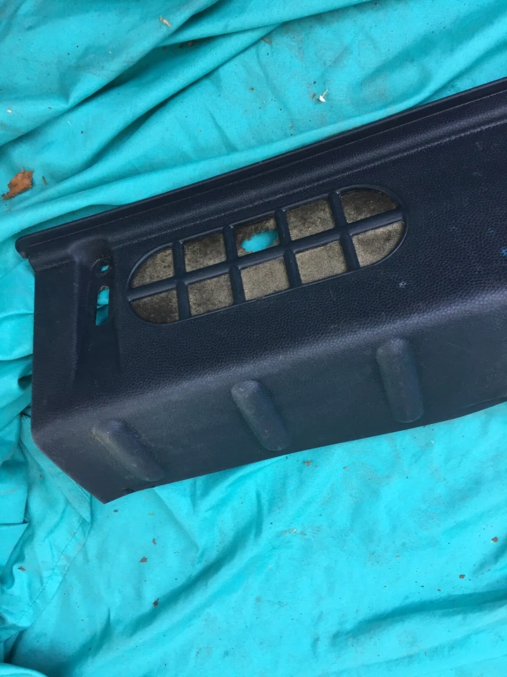 Mini Cooper S R53 2002-2004 maletero apertura interior carga moldura placa umbral Foto 3 de 4