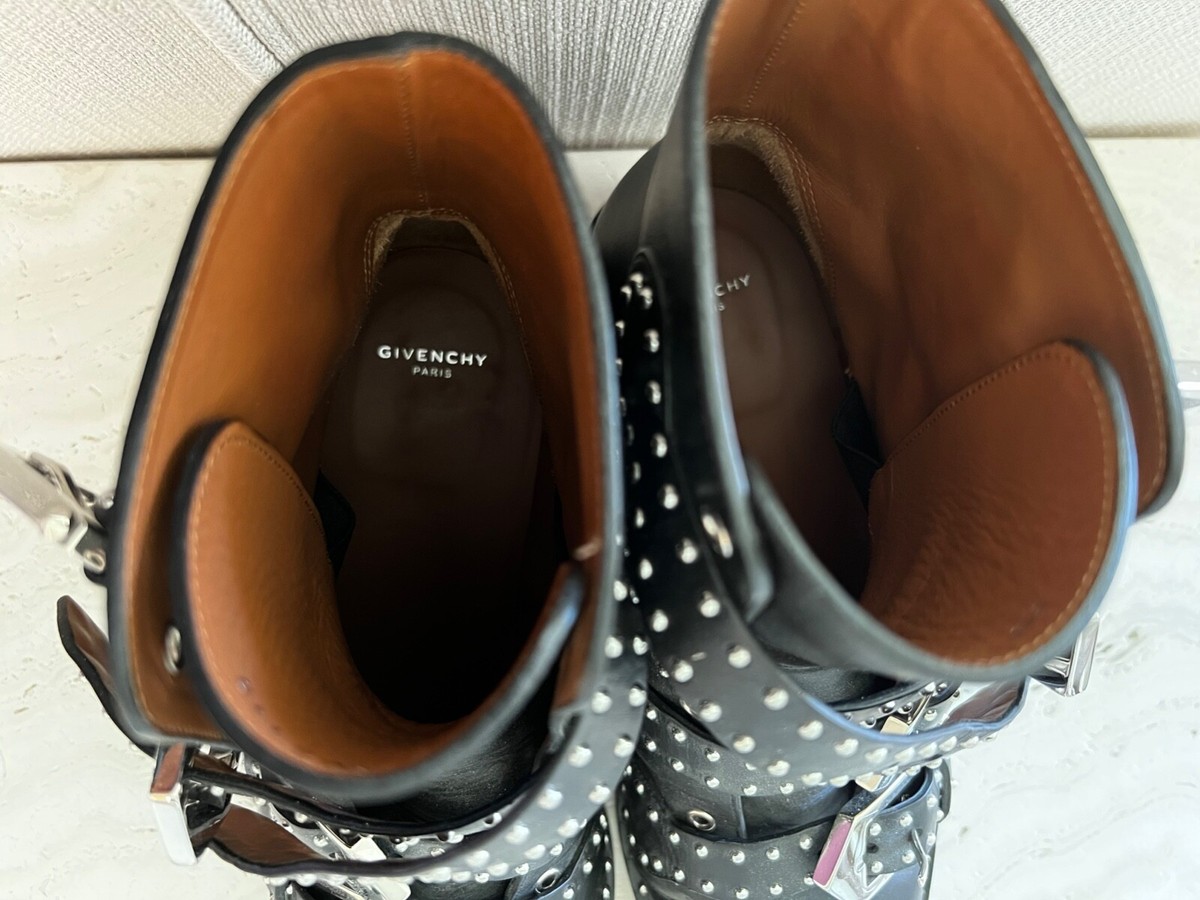 靴 Givenchy studs swag archive GIVENCHY Women's Black Elegant Studded Leather Ankle Moto Boots