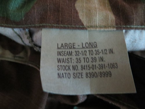 Uniforme de Combate Vintage Bosque Camuflaje Pantalones Grandes - Largos - Excelente Estado. - Imagen 2 de 8