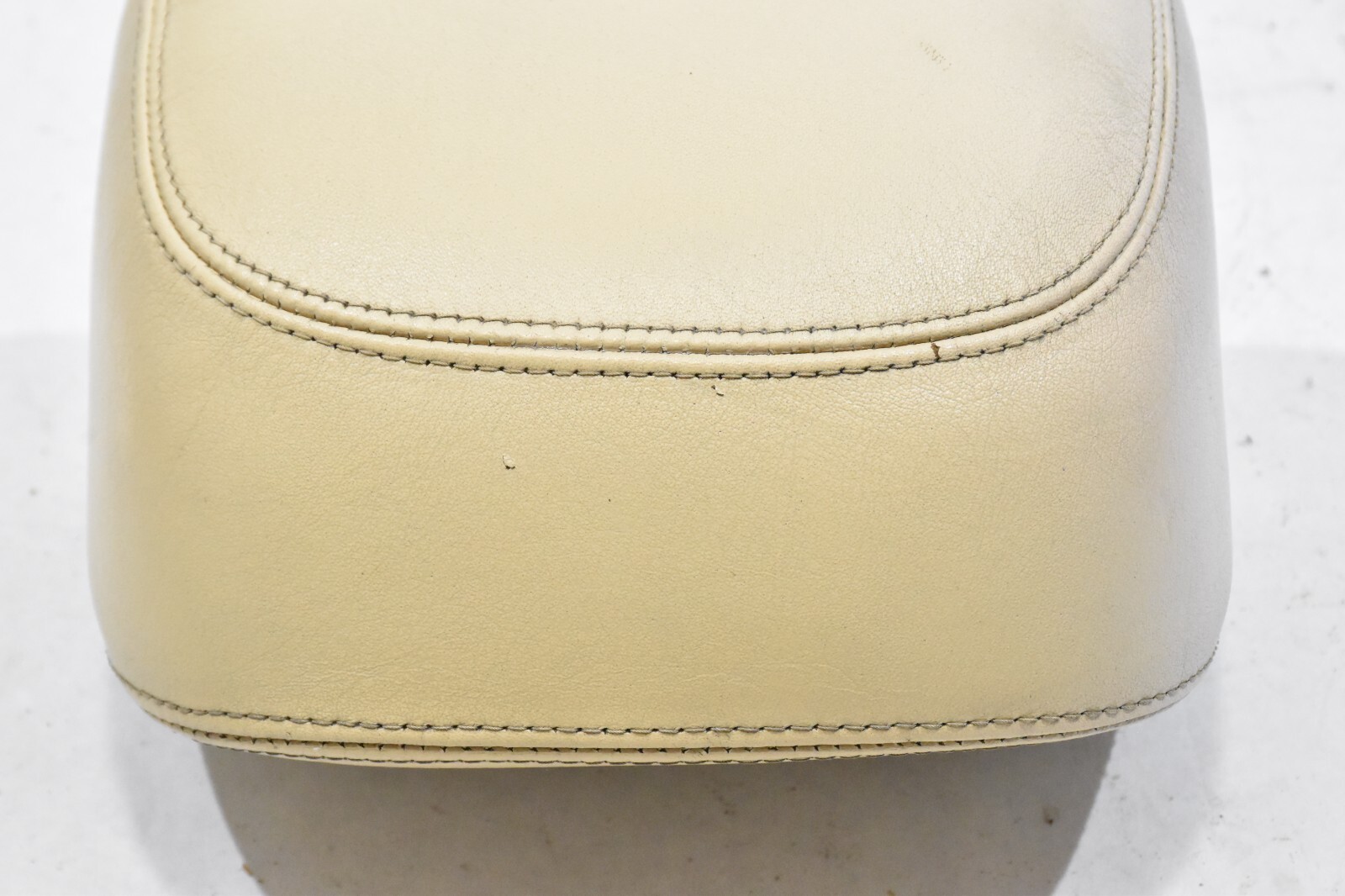 77-79 Rolls Royce Silver Shadow II Left or Right Leather Head Rest Beige OEM