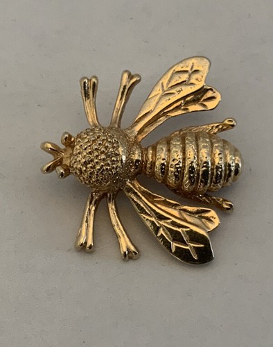 Vintage “Honeybee” Brooch