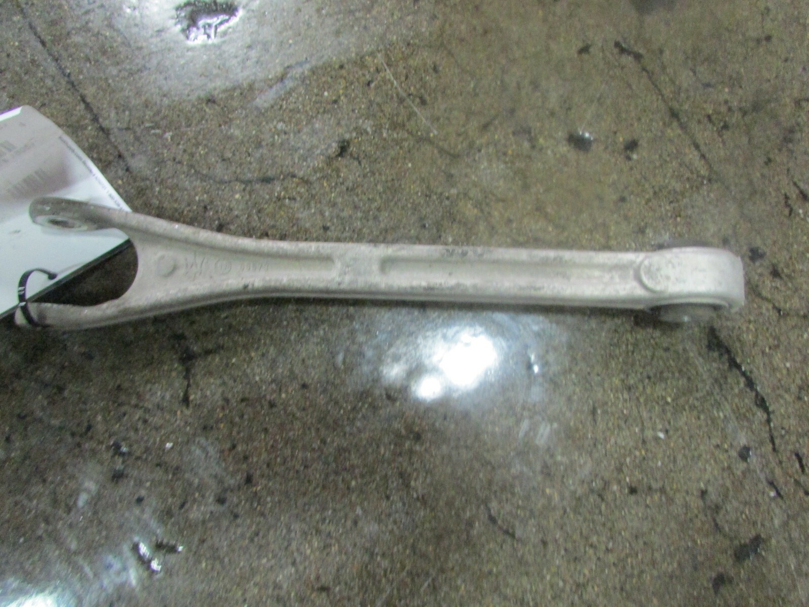 2014 Maserati Quattroporte, Ghibli, Rear Lower Wishbone Arm, Used, P/N 670002808