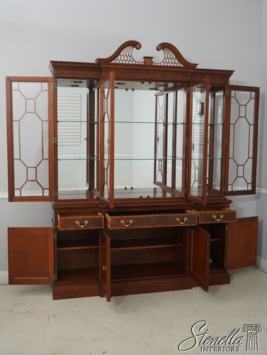 67227: STICKLEY 4 Door Mahogany Chippendale Style Breakfront China Cabinet - Picture 3 of 22
