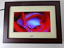 Sylvania SDPF787 Digital Photo Frame