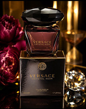 Versace Crystal Noir Eau de Parfum Natural Sp...