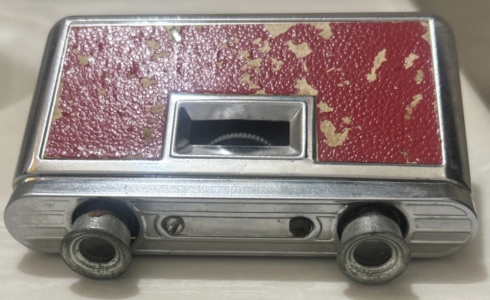 Vintage Crystal Lenses 2.5X Arrow Pocket Binoculars. Made In Japan. - Image 3 of 4