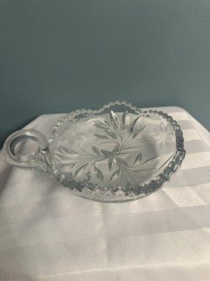 Floral Star Nappy Bowl Dish Finger Loop Handle Sawtooth Edge