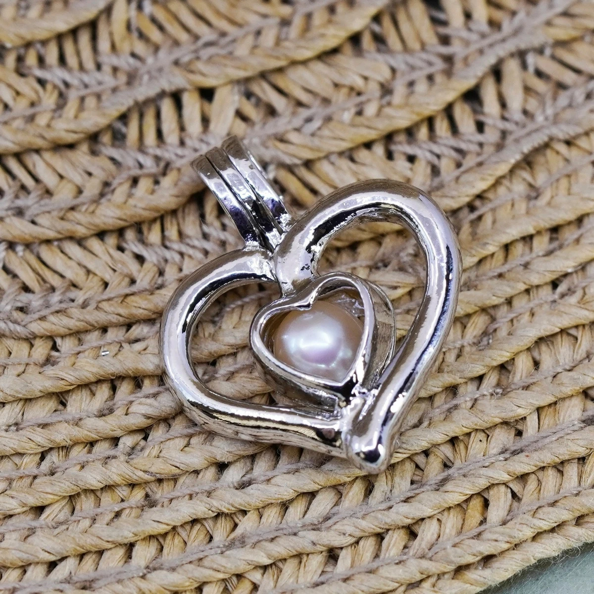 Pearl cage pendant sale