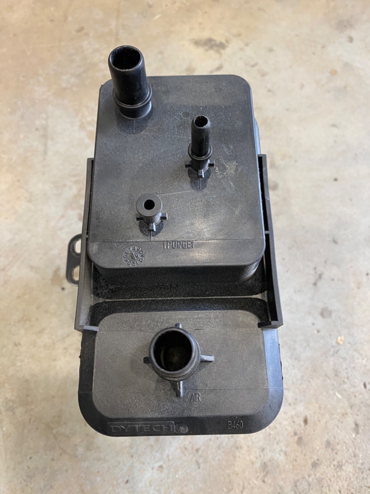 Maserati GranTurismo Quattroporte Charcoal Fuel Evaporator Emissions Tank Oem