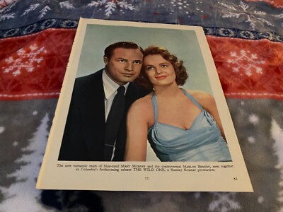FLM22 BILD 10X8 MARY MURPHY & MARLON BRANDO THE WILD ONE