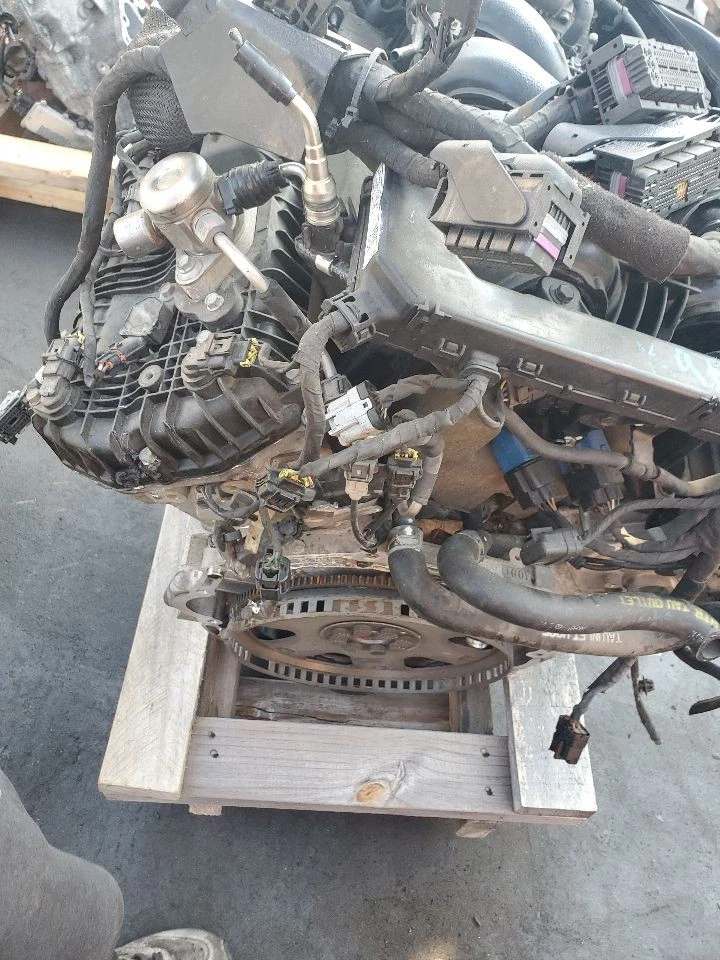 Used Engine Complete Assembly fits: 2015 Kia K900 5.0L VIN 4 8th digit Grade A Foto 2 de 4