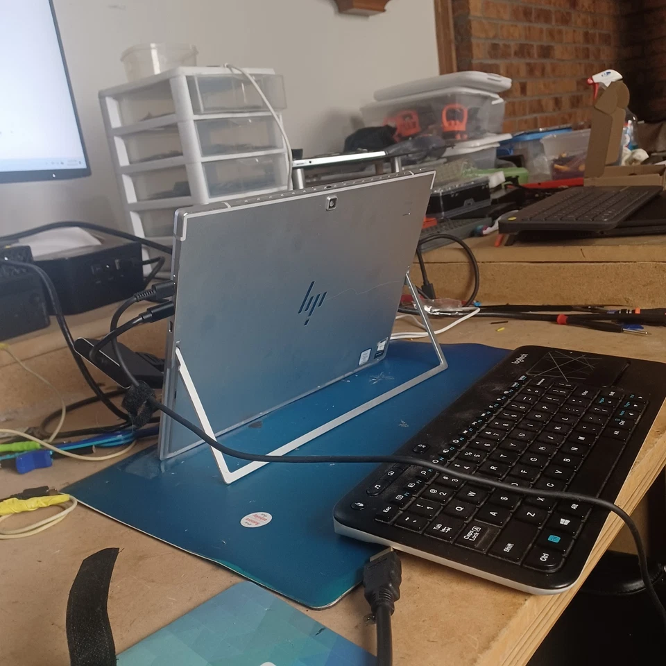 HP Elite X2 G4 Tablet 13" Casing And Motherboard, Intel i5, 8GB RAM, - Image 2 of 4