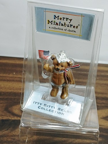 2002 Hallmark Merry Miniatures Itty Bitty Bear Collection = 4th of July = in Verpackung - Bild 1 von 12