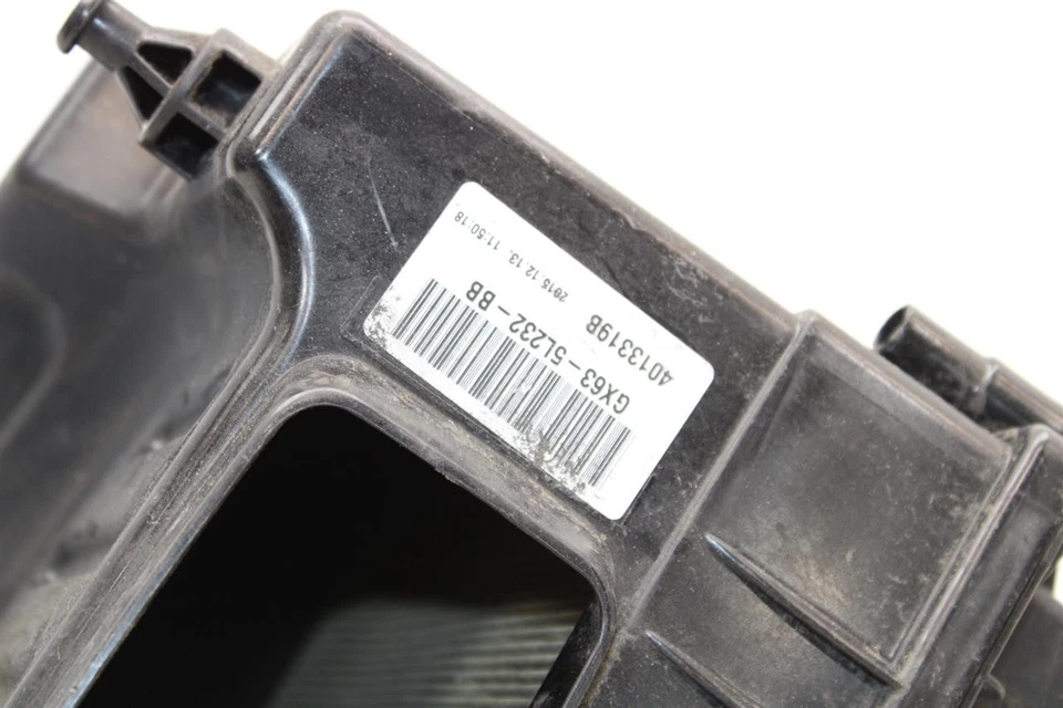 Used Left Air Cleaner Assembly fits: 2016 Jaguar Xf 3.0L Left Grade A Foto 2 de 4