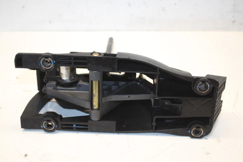 2003-2007 HUMMER H2 6.0 TRANSMISSION SHIFTER OEM - Image 4 of 4