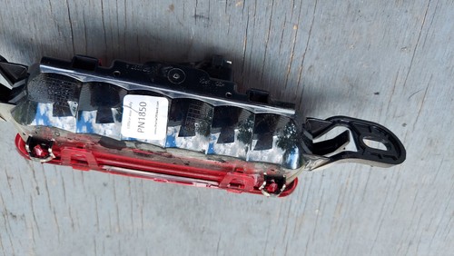 Lámpara de freno de tercera parada de montaje alto Chevy Impala 2006-2016 GM 15837091 BT03 - Imagen 4 de 4