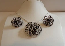 STERLING SILVER FLOWER CARNATION NECKLACE & EARRING SET 11ct LAB CREATED DIAMOND