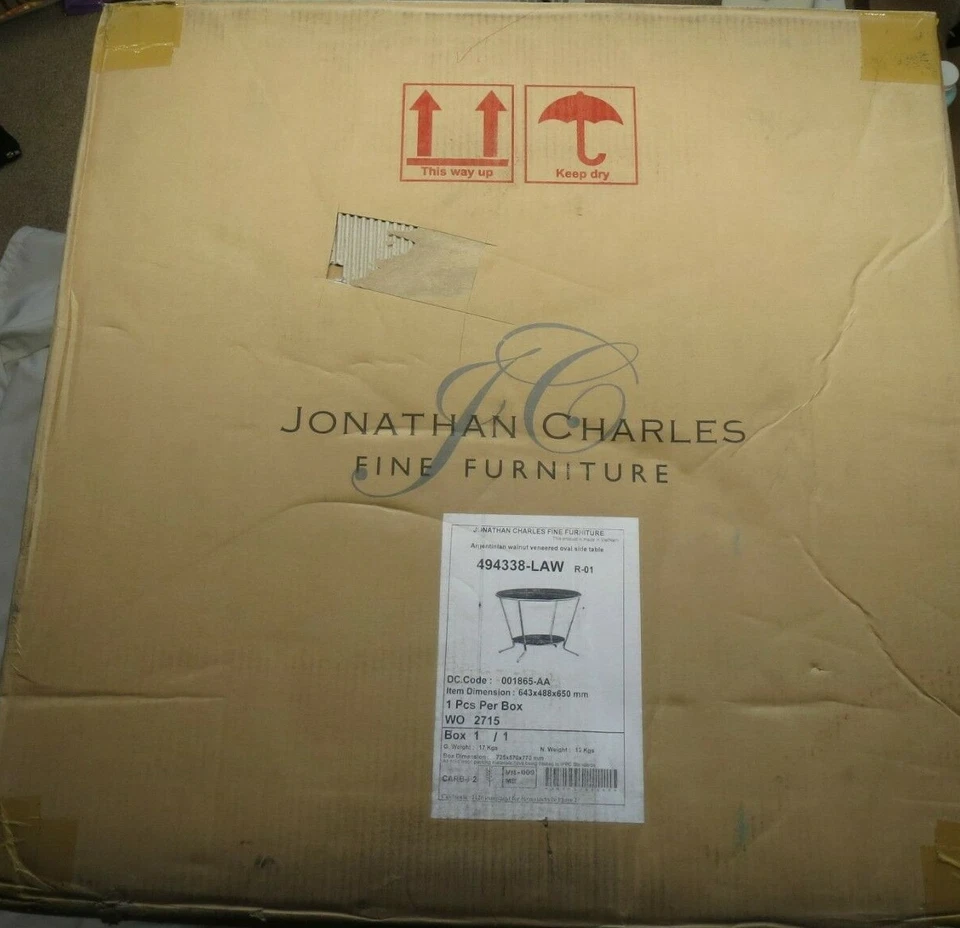 Mesa auxiliar ovalada chapada en nogal argentino Jonathan Charles 494338-LAW Foto 4 de 4