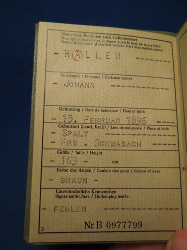 Folleto de tarjeta de identidad vintage de la República Federal de Alemania con francés e inglés - Imagen 6 de 10