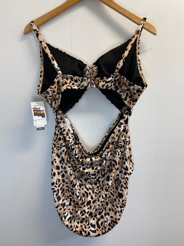Time and Tru Women’s XL 16-18 Brushed Cheetah Ring Cut Out One Piece Swimsuit - Picture 8 of 10
