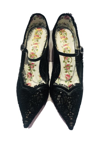 GUCCI Virginia Mary Jane Black Lace 