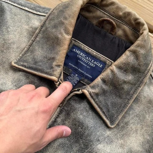 Vintage 2000's American Eagle Faded Leather Jacket - Small image 2
