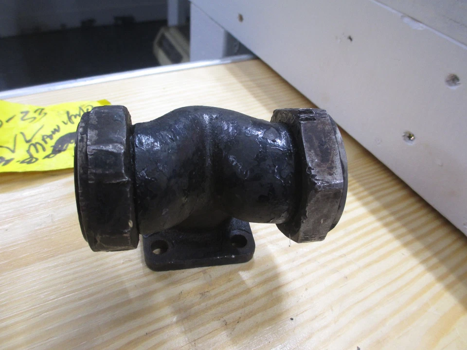 Colector de admisión de carburador Harley Davidson OEM 1930-1933 VL. Foto 2 de 4