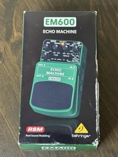 Pedale effetto Behringer Em600 eco macchina ritardante con scatola funziona benissimo usato in ottime condizioni