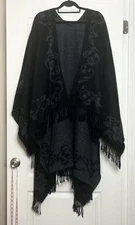 V. Fraas Women’s Damask Style Knit Black & Gray Poncho Cape Wrap Fringe Winter