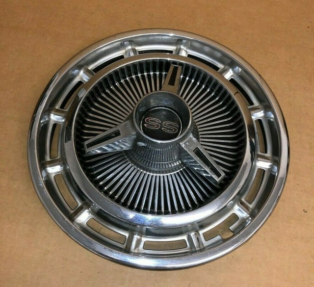 1965 1966 1967 Chevy Impala SS Center Hub Cap Spinner Super Sport