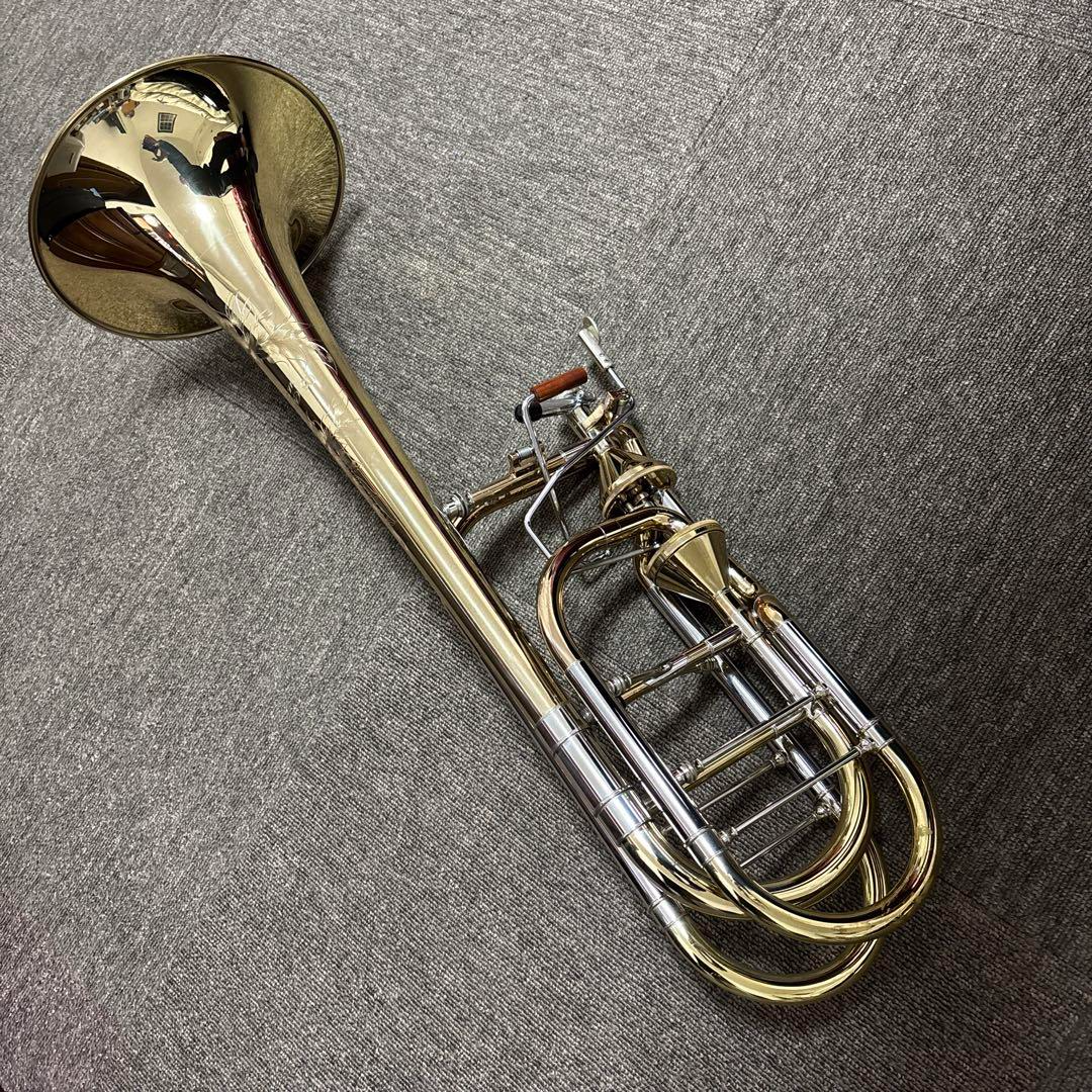 バストロンボーンハードケースS.E.Shires Bass Trombone S.E. Shires Q36YA Q-Series Bass Trombone with Dual Axial