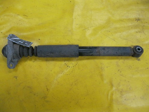 VW Golf 5,                Stoßdämpfer Hinterachse, siehe Bild,