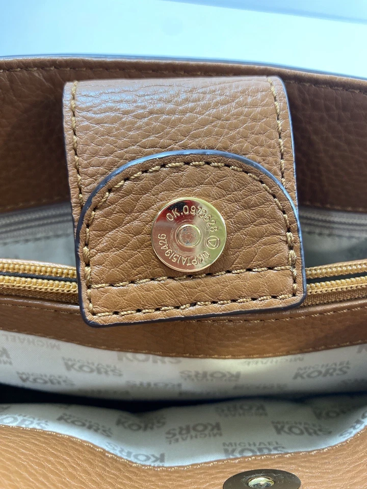 Michael Kors Hamilton Satchel Leather Handbag Women's Large Brown - Image 4 of 4