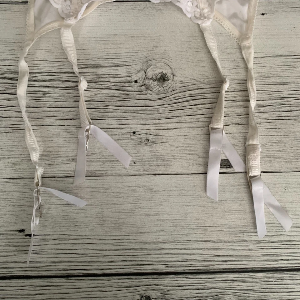 Vtg Garter Belt M Sheer White Lace Adjustable Claws Suspenders Bridal Lingerie - Image 4 of 4