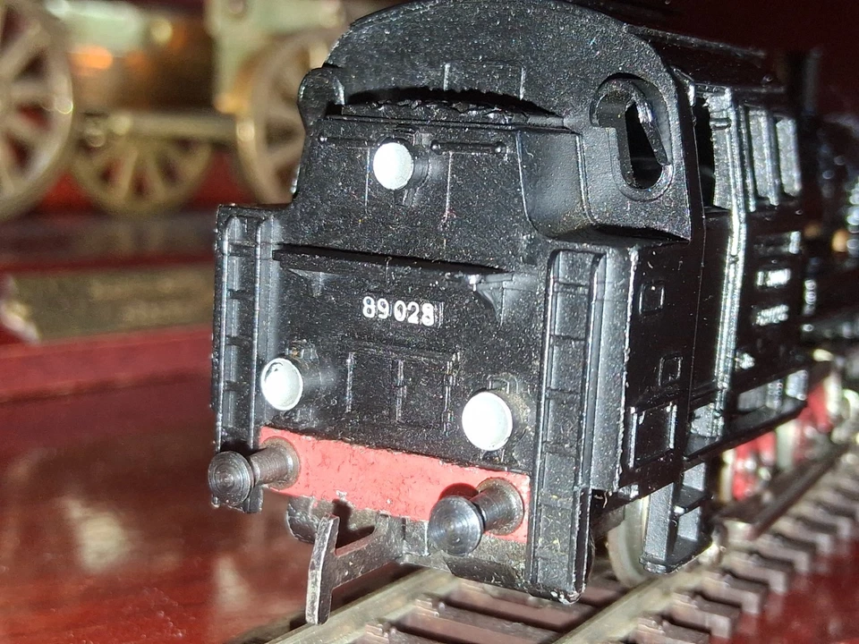 MARKLIN 3000 LOCOMOTORA DE VAPOR 0/3/0. ESCALA HO. - Imagen 4 de 4