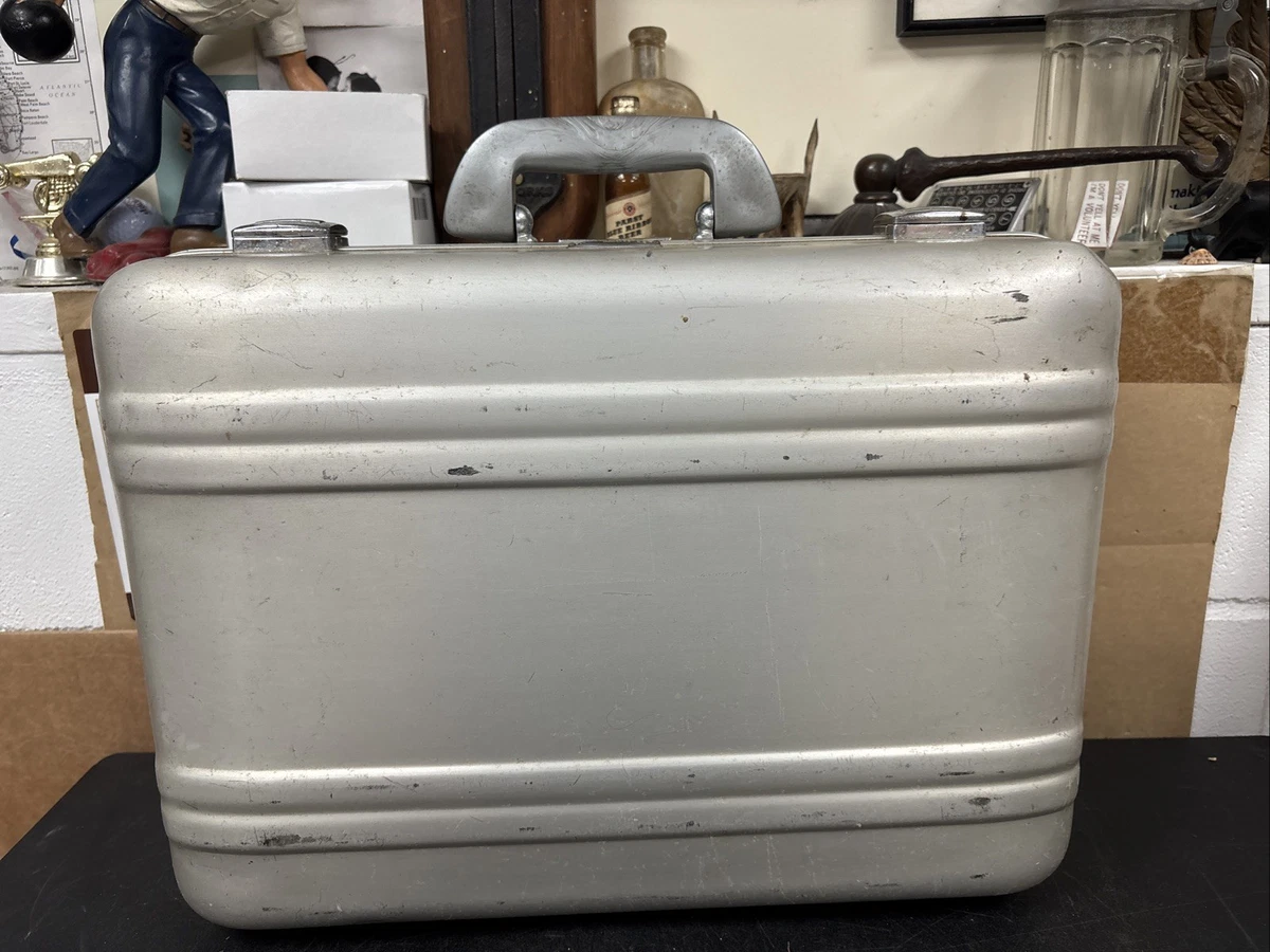 Zero Halliburton Aluminum 19