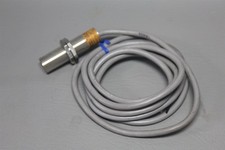 UNUSED OMRON PROXIMITY SWITCH TLE-X5C1