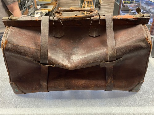 Original antike alte West Postkutsche Gepäcktasche 22" Zoll lang schön für Requisite - Bild 20 von 23