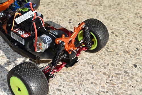 TEAM LOSI MINI-T 2.0 GPM REAR RED ALUMINUM DAMPER/SHOCK MOUNT LM030-R - 第 3/4 張圖片