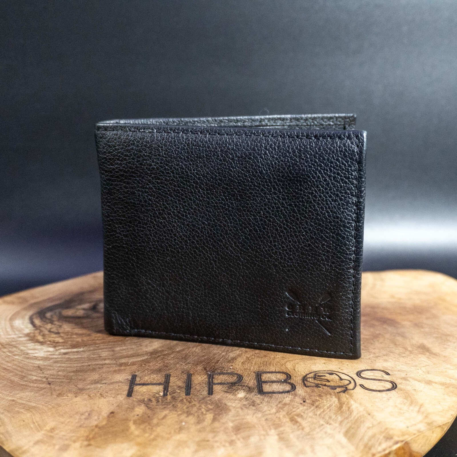 Billetera plegable de cuero para hombre Crew Clothing negra para tarjetas