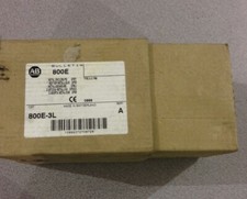 NEW IN BOX ALLEN-BRADLEY PUSH BUTTON METAL ENCLOSURE 800E-3L SER A